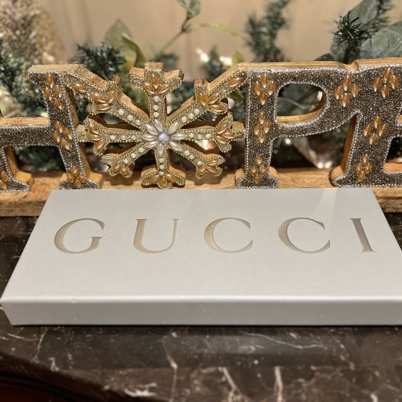 10 Gucci Christmas Gift Cards with Gucci Box - Picture 1 of 3